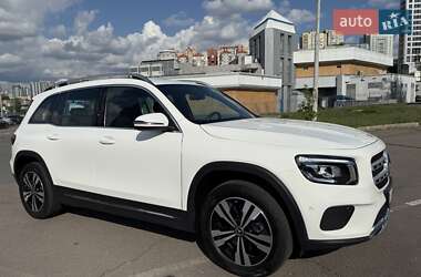 Внедорожник / Кроссовер Mercedes-Benz GLB-Class 2021 в 
