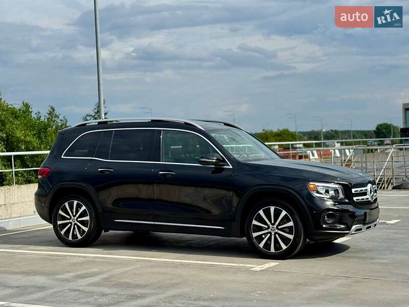 Внедорожник / Кроссовер Mercedes-Benz GLB-Class 2022 в Киеве