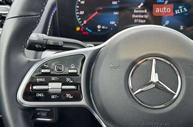 Внедорожник / Кроссовер Mercedes-Benz GLB-Class 2022 в 