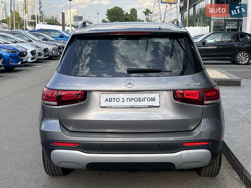 Внедорожник / Кроссовер Mercedes-Benz GLB-Class 2021 в Киеве
