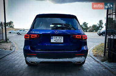 Внедорожник / Кроссовер Mercedes-Benz GLB-Class 2021 в 