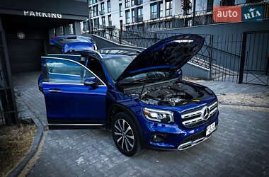 Внедорожник / Кроссовер Mercedes-Benz GLB-Class 2021 в 