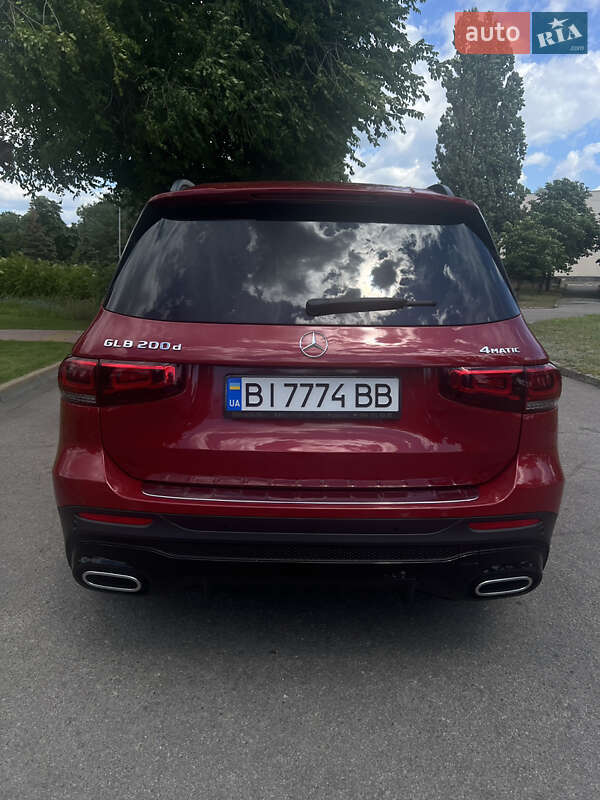 Внедорожник / Кроссовер Mercedes-Benz GLB-Class 2020 в Киеве