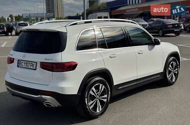 Позашляховик / Кросовер Mercedes-Benz GLB-Class 2022 в 