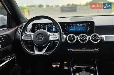 Внедорожник / Кроссовер Mercedes-Benz GLB-Class 2021 в 
