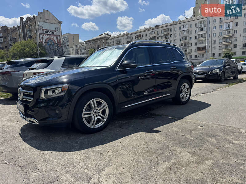Mercedes-Benz GLB-Class 2020