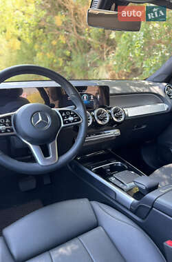 Внедорожник / Кроссовер Mercedes-Benz GLB-Class 2022 в 
