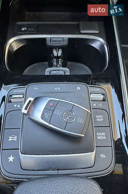 Внедорожник / Кроссовер Mercedes-Benz GLB-Class 2022 в 