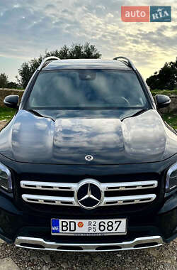 Внедорожник / Кроссовер Mercedes-Benz GLB-Class 2022 в 