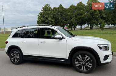 Внедорожник / Кроссовер Mercedes-Benz GLB-Class 2021 в 