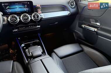 Внедорожник / Кроссовер Mercedes-Benz GLB-Class 2021 в 