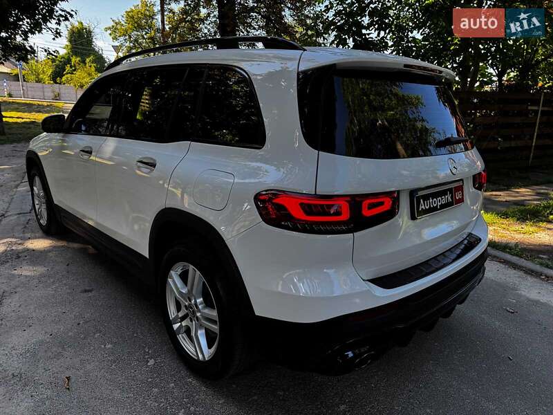 Внедорожник / Кроссовер Mercedes-Benz GLB-Class 2020 в Киеве