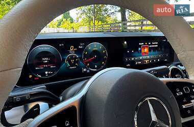 Внедорожник / Кроссовер Mercedes-Benz GLB-Class 2020 в 
