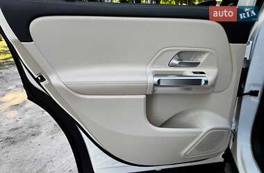 Внедорожник / Кроссовер Mercedes-Benz GLB-Class 2020 в 