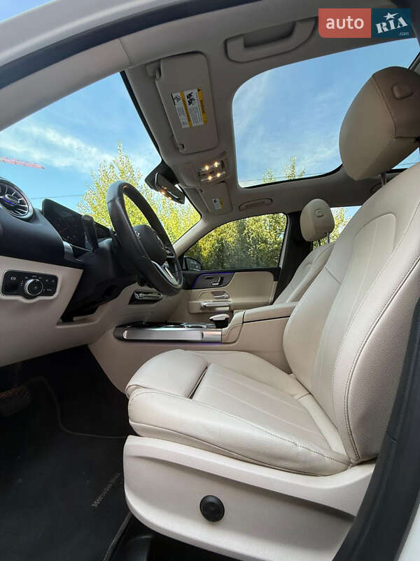 Внедорожник / Кроссовер Mercedes-Benz GLB-Class 2020 в Ужгороде фото 28 Внедорожник / Кроссовер Mercedes-Benz GLB-Class 2020 в Ужгороде