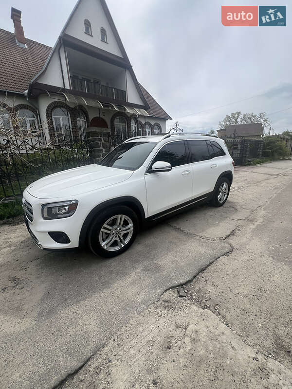 Внедорожник / Кроссовер Mercedes-Benz GLB-Class 2020 в Ирпене