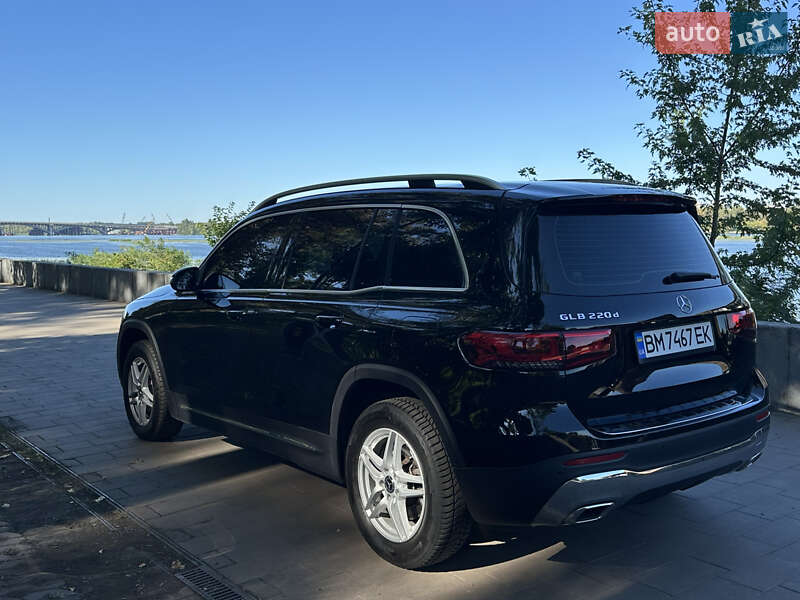 Позашляховик / Кросовер Mercedes-Benz GLB-Class 2020 в Києві