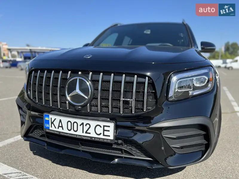 Mercedes-Benz GLB-Class 2021