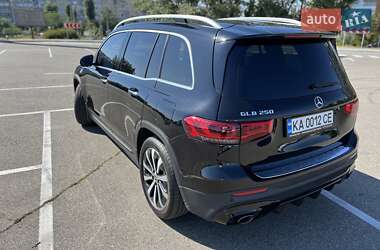 Внедорожник / Кроссовер Mercedes-Benz GLB-Class 2021 в 
