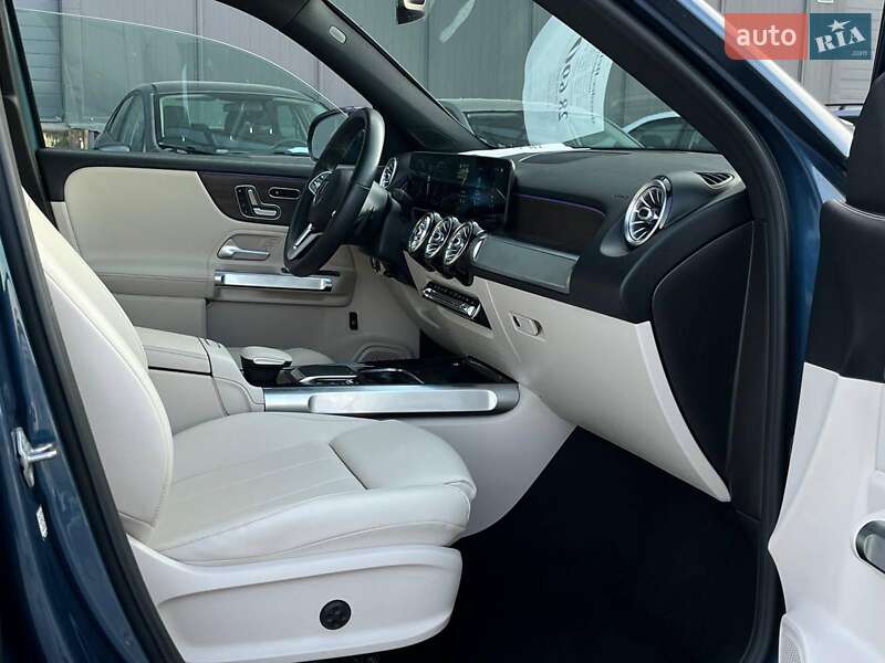 Внедорожник / Кроссовер Mercedes-Benz GLB-Class 2021 в Львове фото 45 Внедорожник / Кроссовер Mercedes-Benz GLB-Class 2021 в Львове