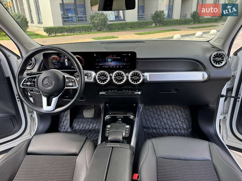 Внедорожник / Кроссовер Mercedes-Benz GLB-Class 2022 в Киеве