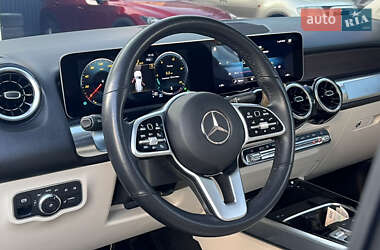 Внедорожник / Кроссовер Mercedes-Benz GLB-Class 2020 в 