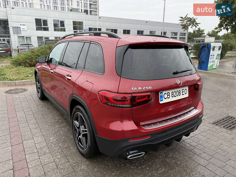 Внедорожник / Кроссовер Mercedes-Benz GLB-Class 2020 в Ивано-Франковске