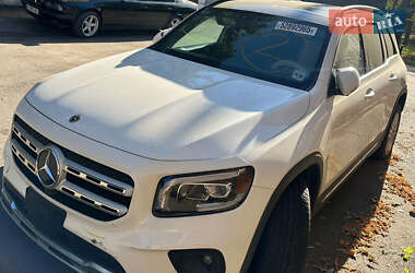 Позашляховик / Кросовер Mercedes-Benz GLB-Class 2021 в Києві