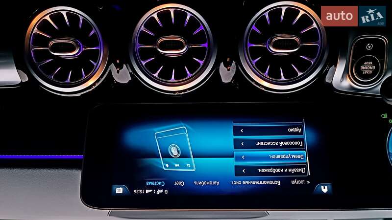 Внедорожник / Кроссовер Mercedes-Benz GLB-Class 2019 в Киеве