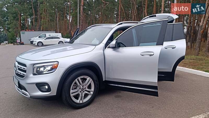 Внедорожник / Кроссовер Mercedes-Benz GLB-Class 2019 в Киеве