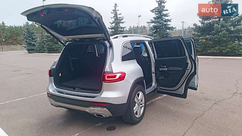 Внедорожник / Кроссовер Mercedes-Benz GLB-Class 2019 в Киеве