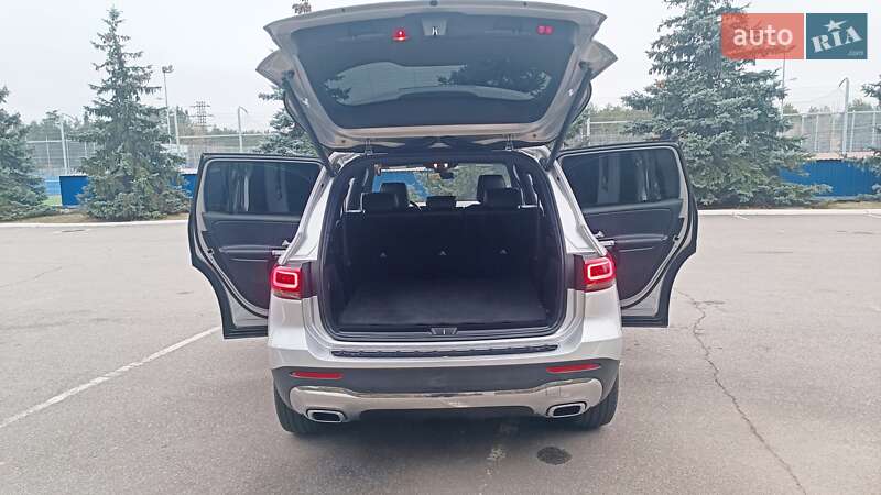Внедорожник / Кроссовер Mercedes-Benz GLB-Class 2019 в Киеве