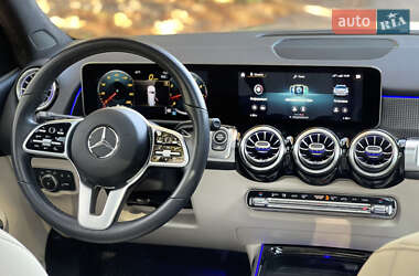 Внедорожник / Кроссовер Mercedes-Benz GLB-Class 2020 в 