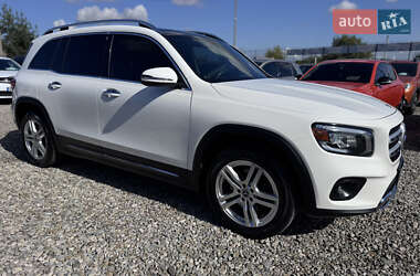 Позашляховик / Кросовер Mercedes-Benz GLB-Class 2021 в 