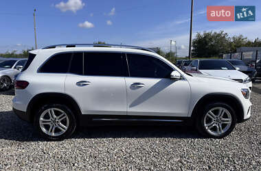 Позашляховик / Кросовер Mercedes-Benz GLB-Class 2021 в 