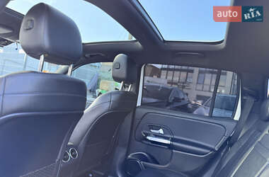 Позашляховик / Кросовер Mercedes-Benz GLB-Class 2021 в 