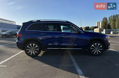 Внедорожник / Кроссовер Mercedes-Benz GLB-Class 2021 в 