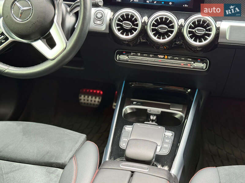 Внедорожник / Кроссовер Mercedes-Benz GLB-Class 2022 в Луцке