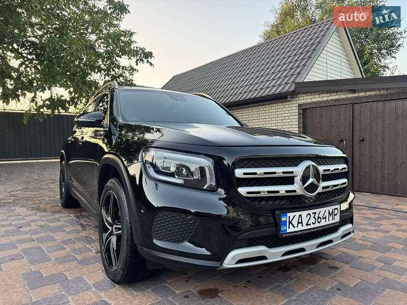 Внедорожник / Кроссовер Mercedes-Benz GLB-Class 2022 в 