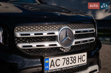 Позашляховик / Кросовер Mercedes-Benz GLB-Class 2019 в 