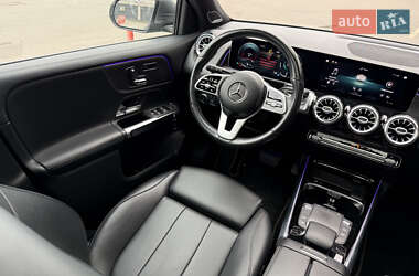 Внедорожник / Кроссовер Mercedes-Benz GLB-Class 2021 в 