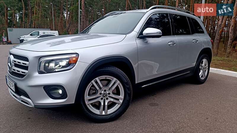 Позашляховик / Кросовер Mercedes-Benz GLB-Class 2019 в Києві