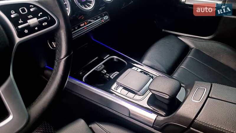 Позашляховик / Кросовер Mercedes-Benz GLB-Class 2019 в Києві