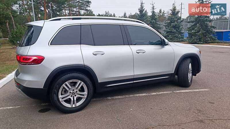Позашляховик / Кросовер Mercedes-Benz GLB-Class 2019 в Києві