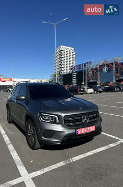 Внедорожник / Кроссовер Mercedes-Benz GLB-Class 2021 в Киеве