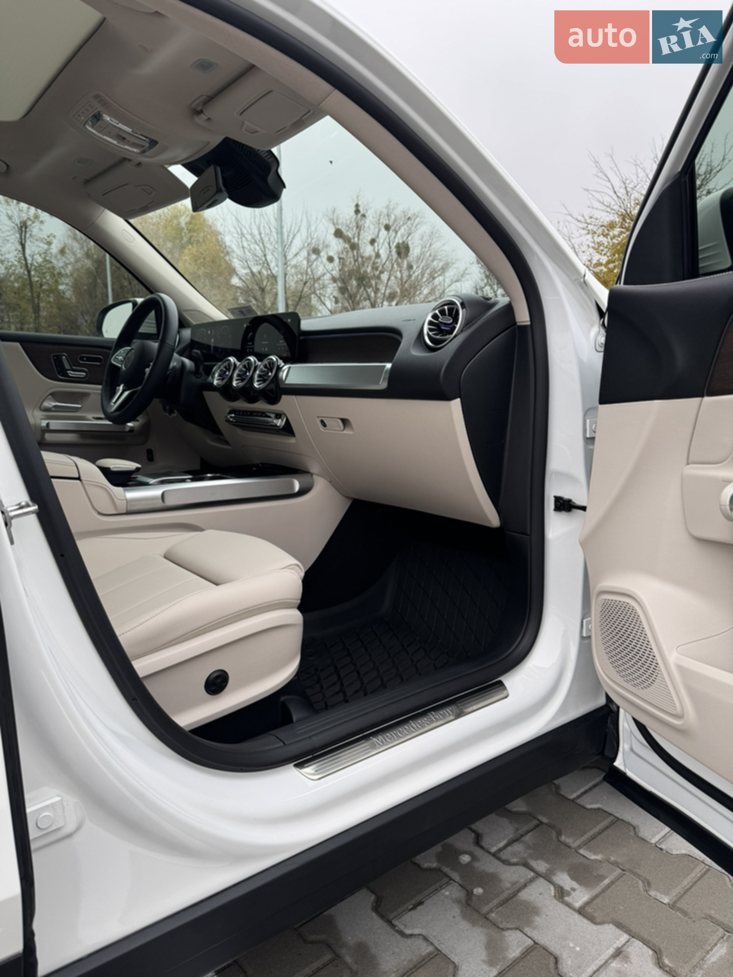 2023 Mercedes-Benz GLB - мініатюра 12