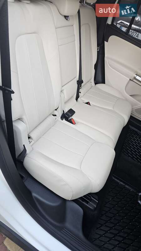 Внедорожник / Кроссовер Mercedes-Benz GLB-Class 2022 в Киеве фото 30 Внедорожник / Кроссовер Mercedes-Benz GLB-Class 2022 в Киеве