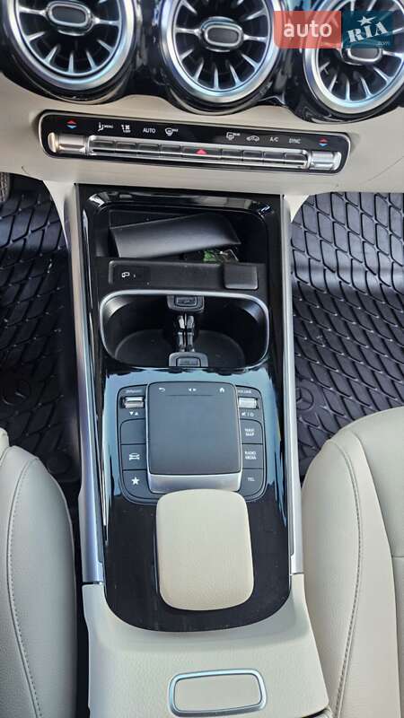 Внедорожник / Кроссовер Mercedes-Benz GLB-Class 2022 в Киеве фото 35 Внедорожник / Кроссовер Mercedes-Benz GLB-Class 2022 в Киеве