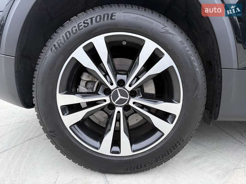 Позашляховик / Кросовер Mercedes-Benz GLB-Class 2021 в Києві