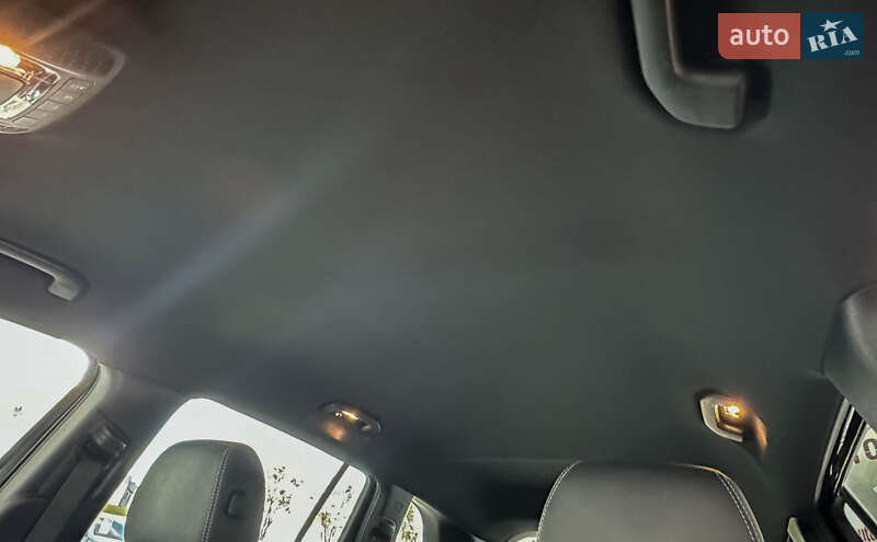 Внедорожник / Кроссовер Mercedes-Benz GLB-Class 2021 в Львове